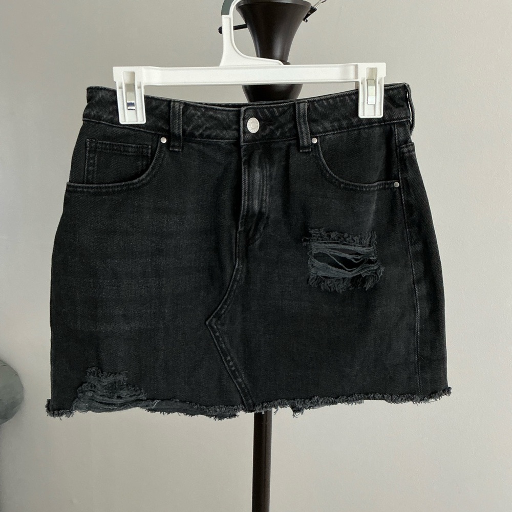 Pacsun Black Distressed Denim Skirt Womens Size 27 Mini Skirt